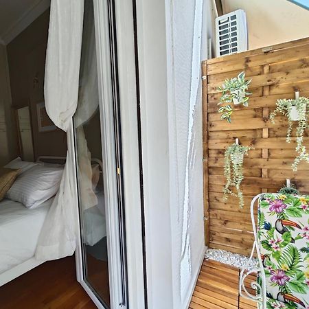 Caravin Wanderhome Acropolis, 1 Min From Acropolis Museum Athena Bagian luar foto
