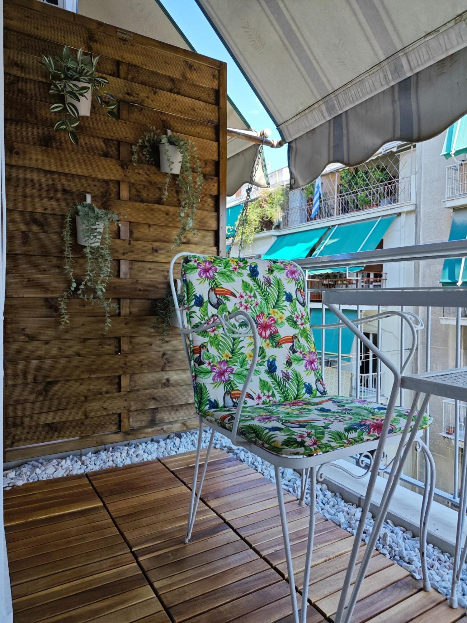Caravin Wanderhome Acropolis, 1 Min From Acropolis Museum Athena Bagian luar foto