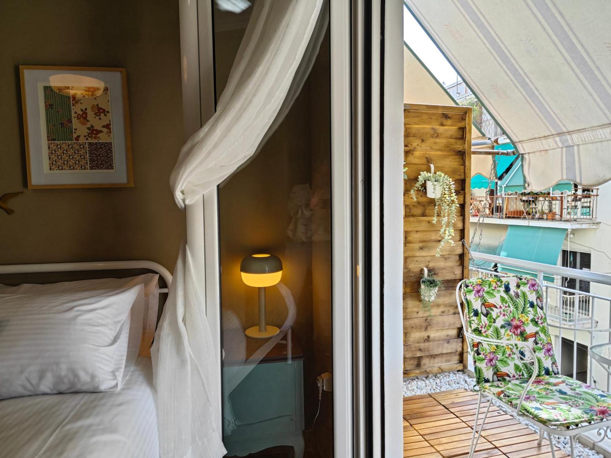 Caravin Wanderhome Acropolis, 1 Min From Acropolis Museum Athena Bagian luar foto