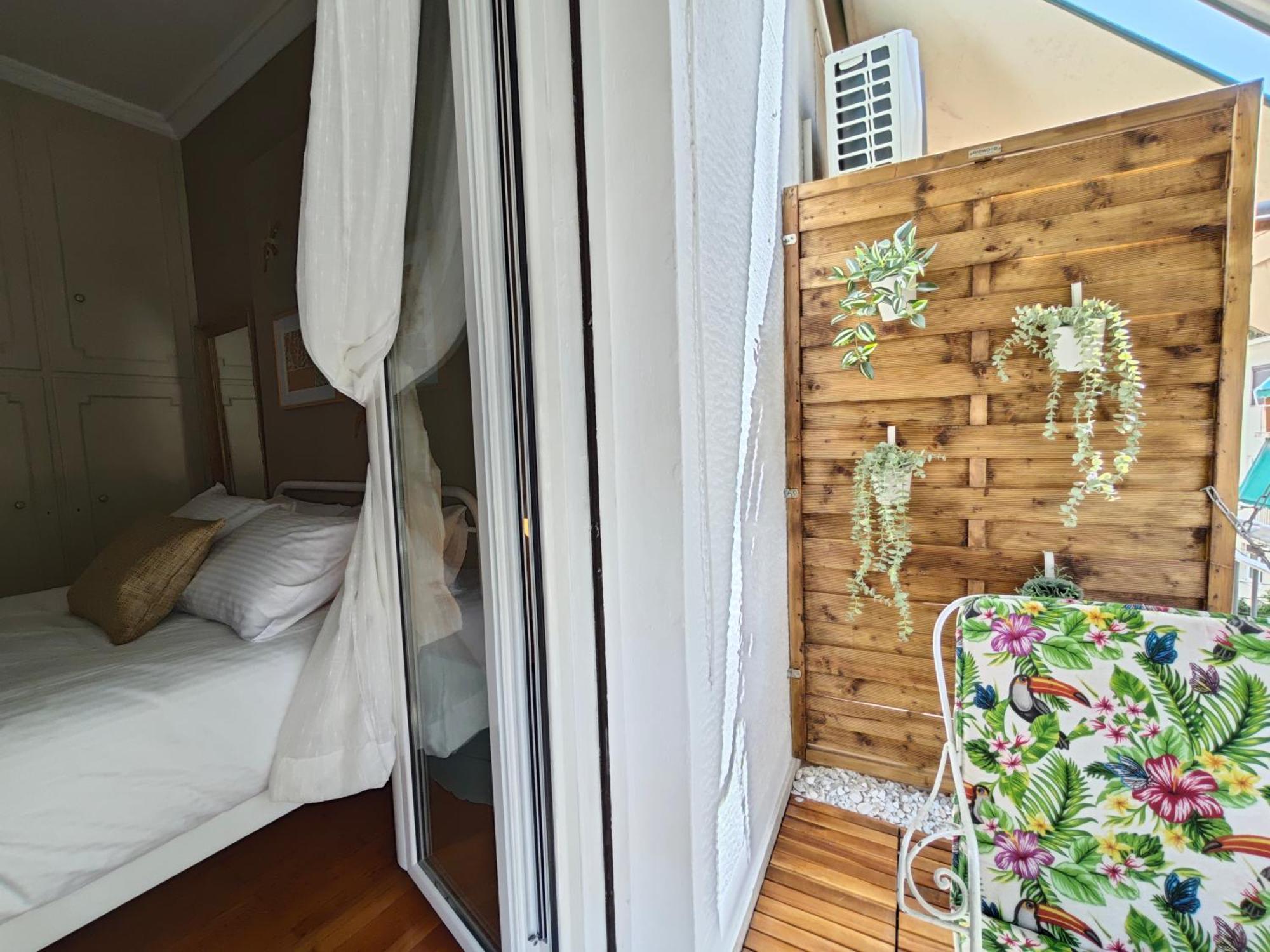 Caravin Wanderhome Acropolis, 1 Min From Acropolis Museum Athena Bagian luar foto