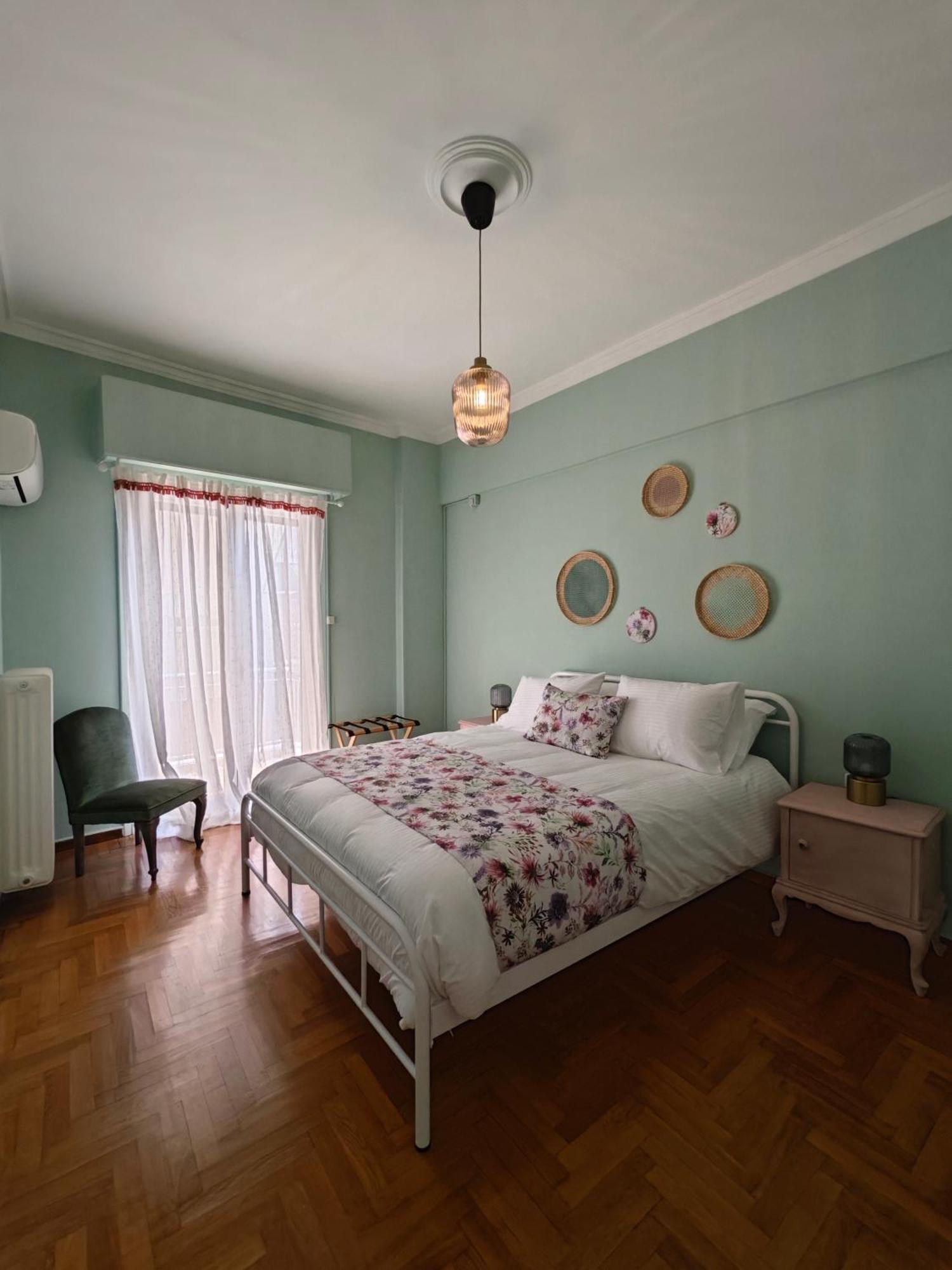 Caravin Wanderhome Acropolis, 1 Min From Acropolis Museum Athena Bagian luar foto